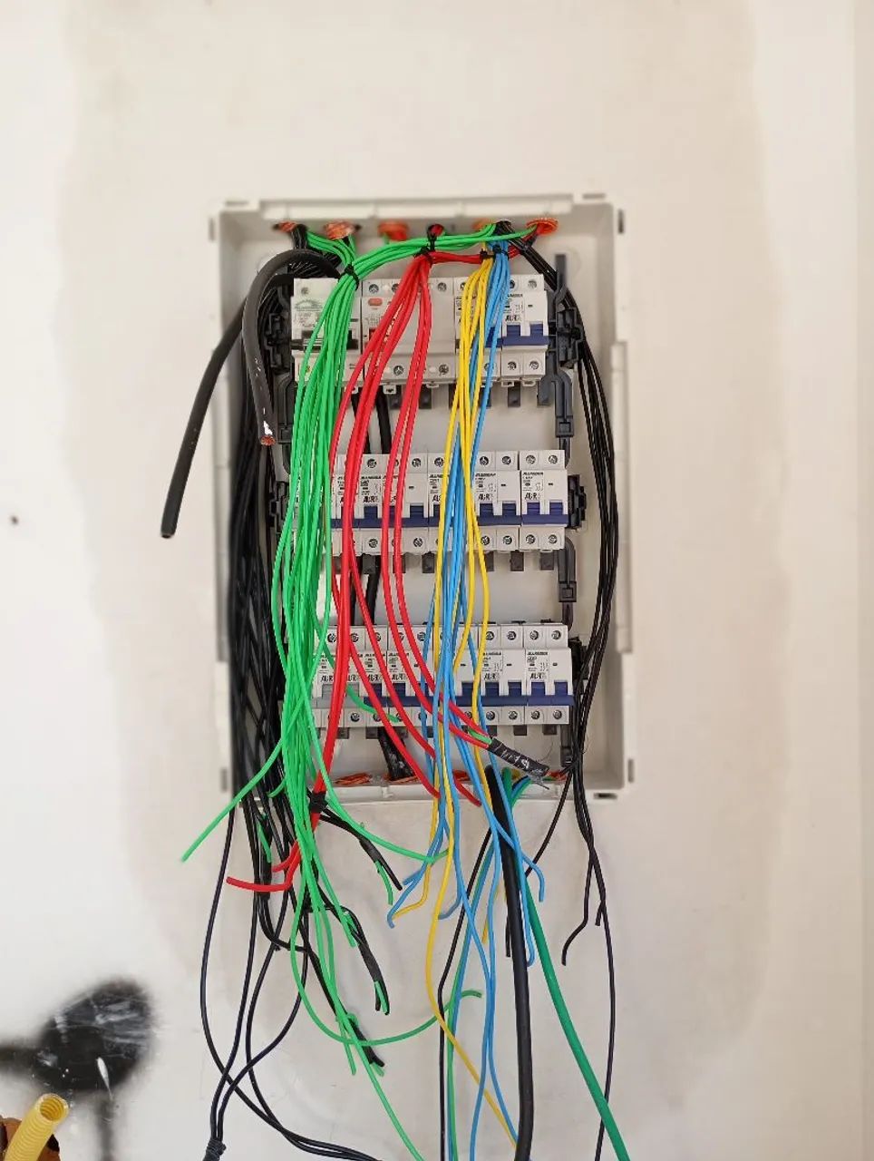 Eletricista  - Foto 2