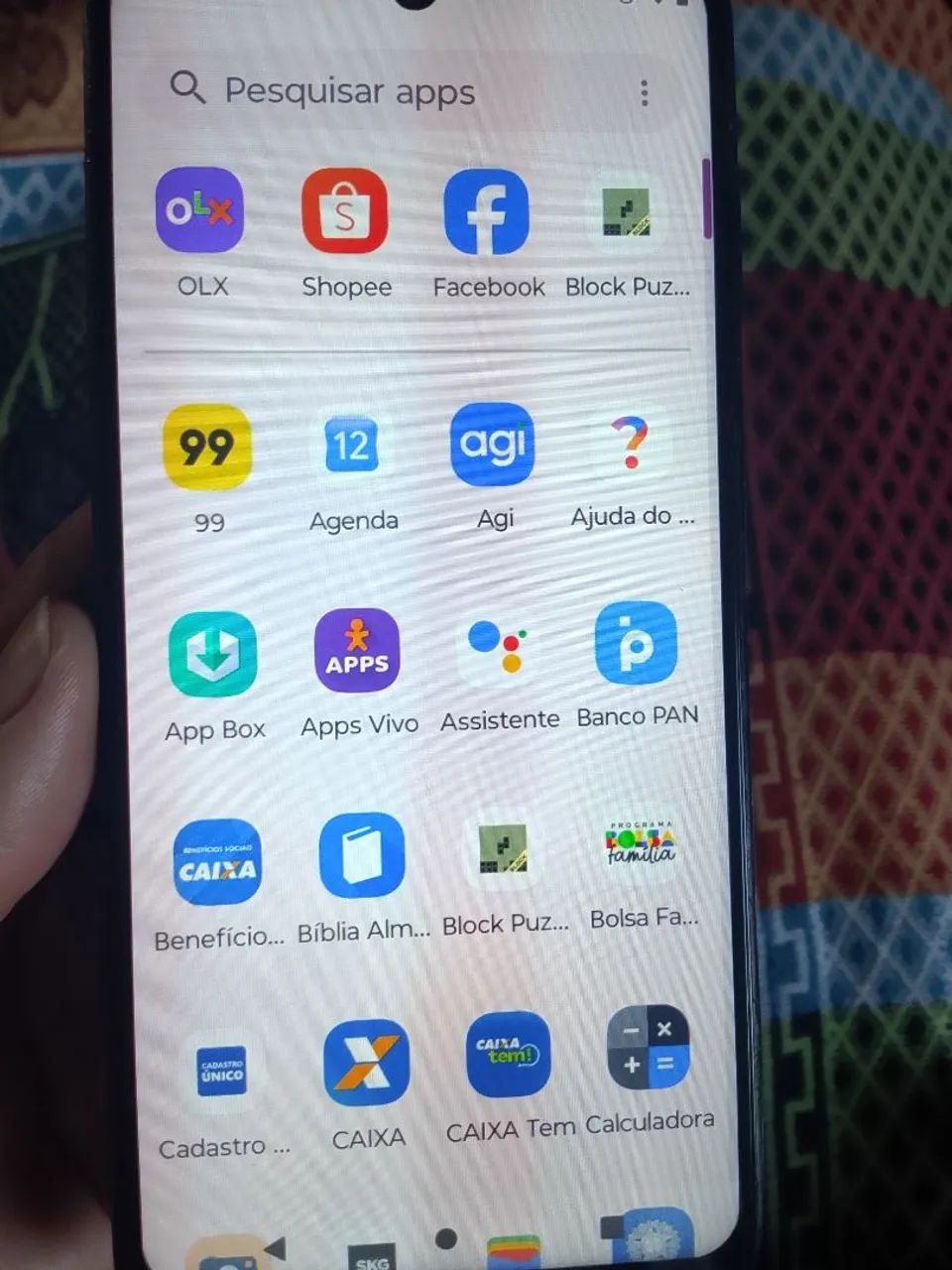 Celular semi novo 