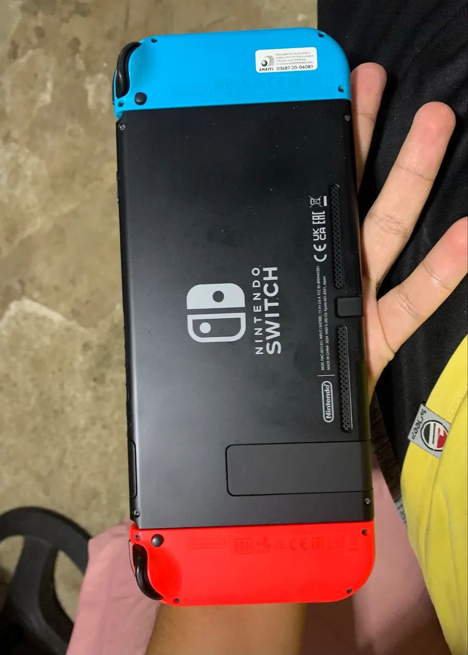 Nintendo Switch V2 (Neon) - Foto 3