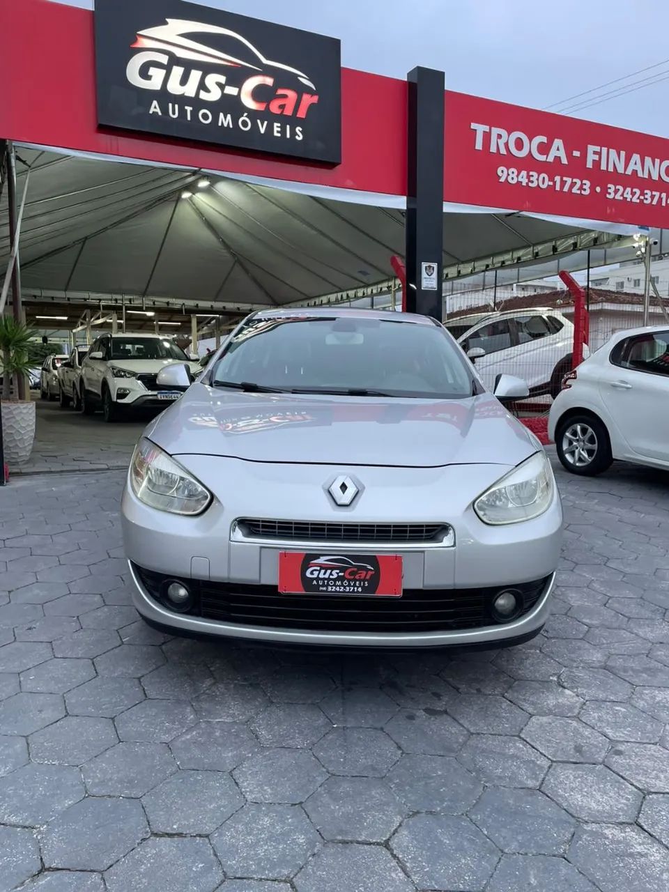 Renault Fluence Sed. Dynamique 2.0 16V Flex Aut. 2012 - Foto 2