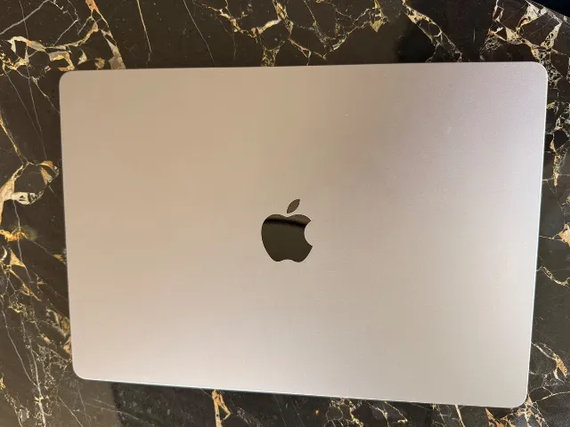 MacBook Air M2 15