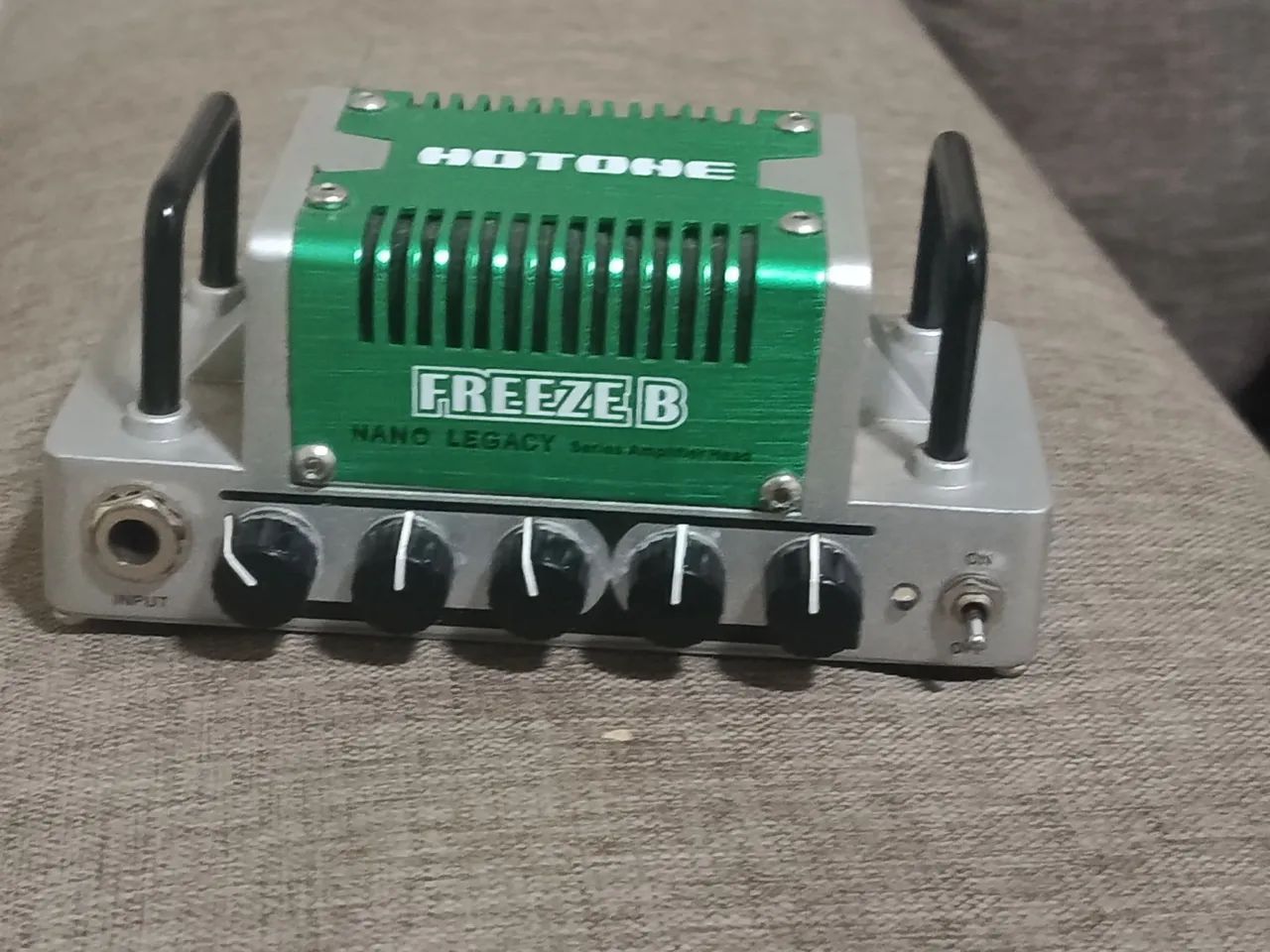 Mini amp Hotone Freeze B