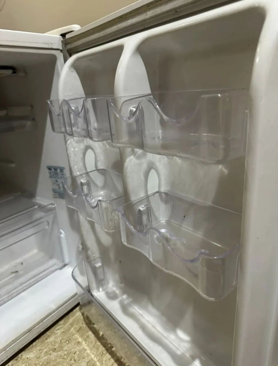 Vendo Frigobar - Foto 3