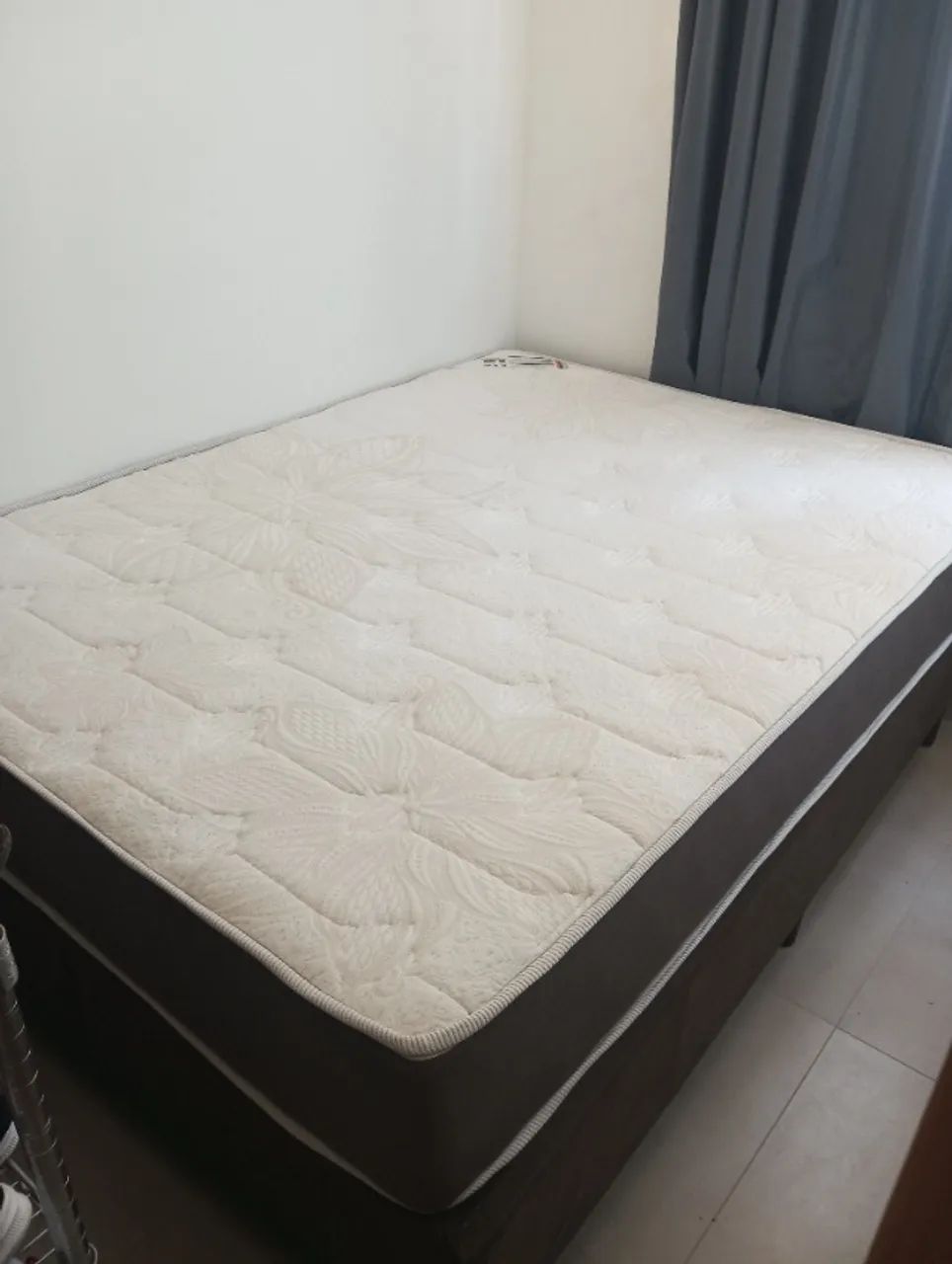 Cama Box Casal (pouquíssima usada) - Foto 2