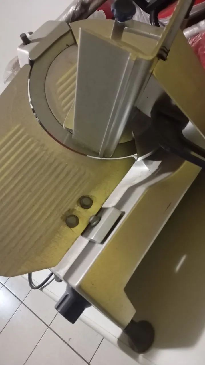 Máquina de cortar frios  - Foto 2
