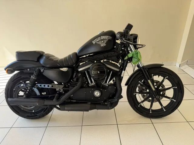 Harley-Davidson Iron 883 (XL883N) 2017/2018 - Foto 2