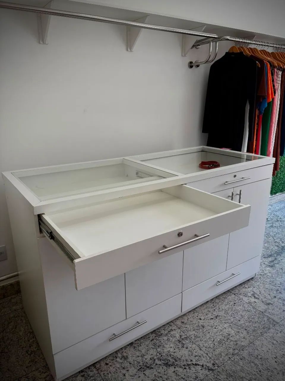 Vendo balcão de vitrine - Foto 2
