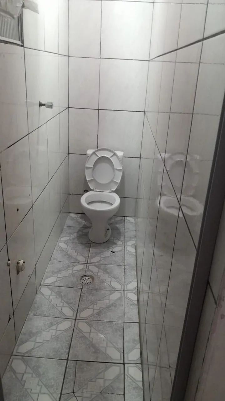 2 cômodos aluga se  - Foto 4