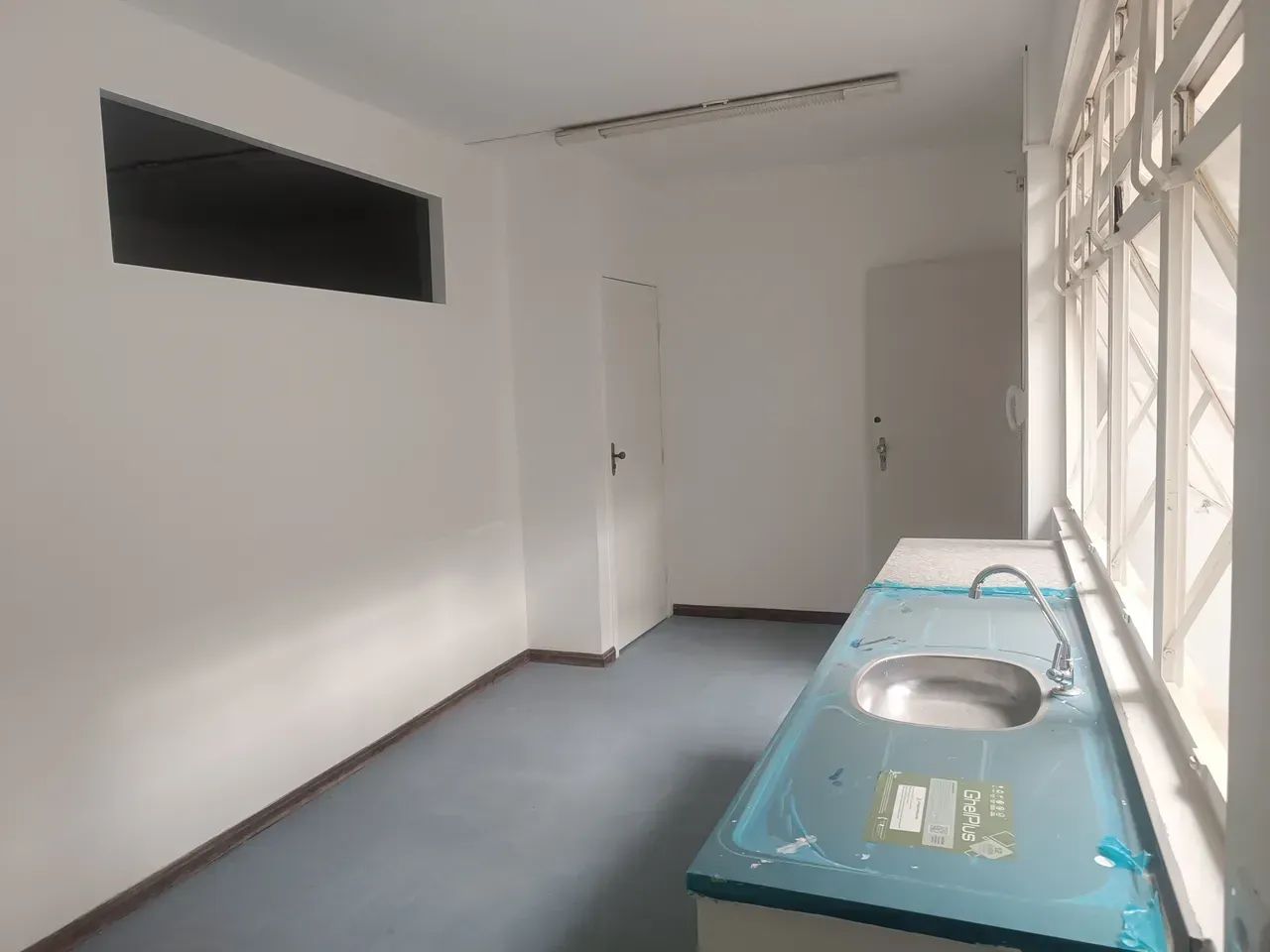 Kitnet com Quarto Separado para Alugar em Montes Claros/MG - Foto 4