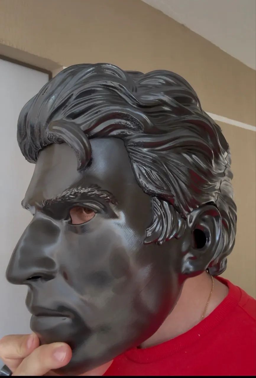 Máscara Gesaffelstein434735944786268161