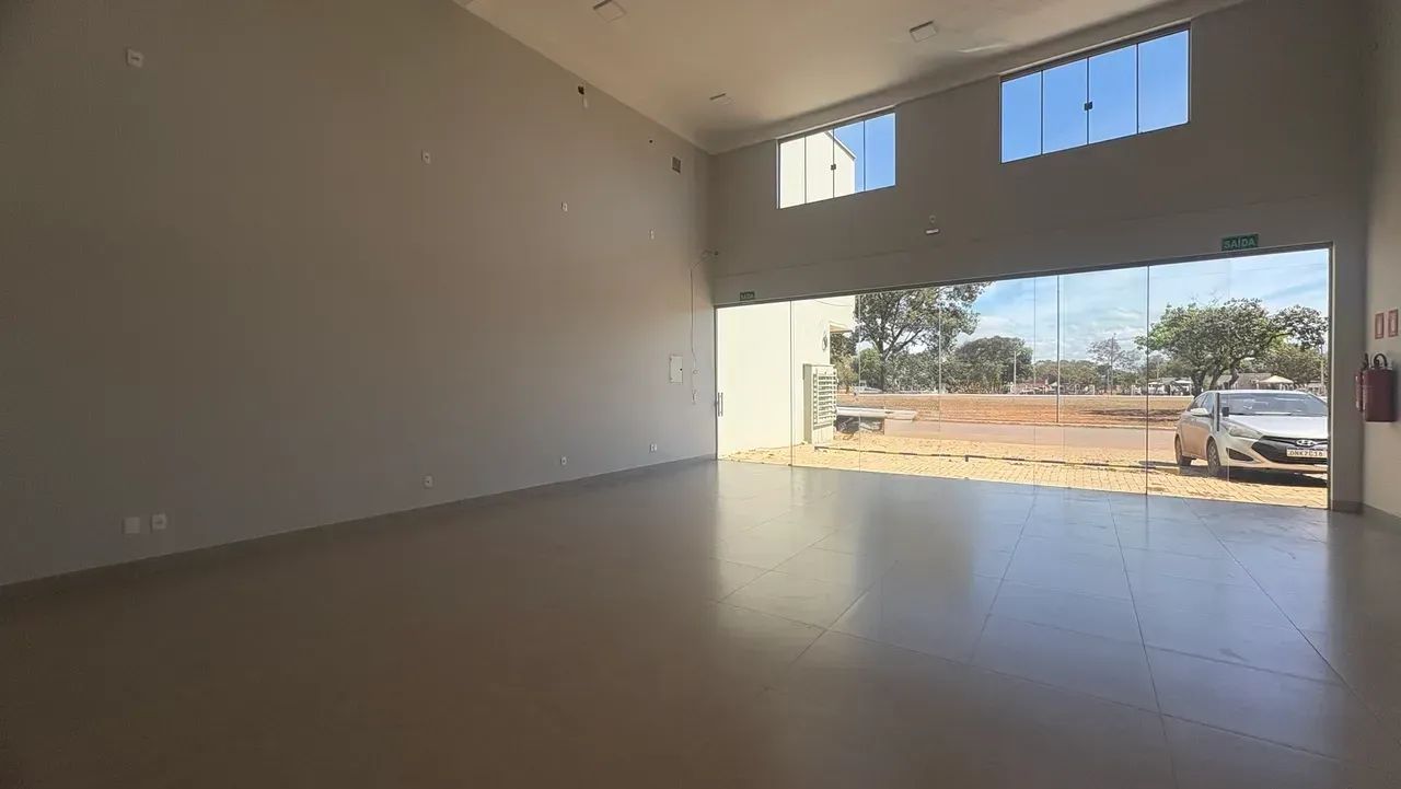 Sala Comercial 80m² Frente para Avenida Teotônio - Aureny III - Foto 4