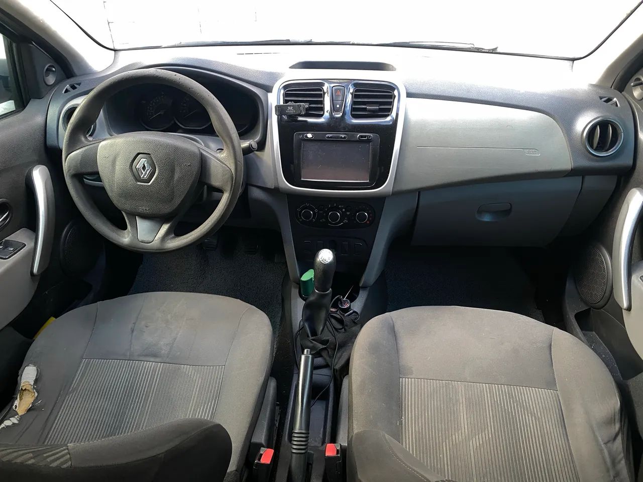 Renault Logan Expression Hi-flex 1.6 8V 4P 2016 - Foto 4