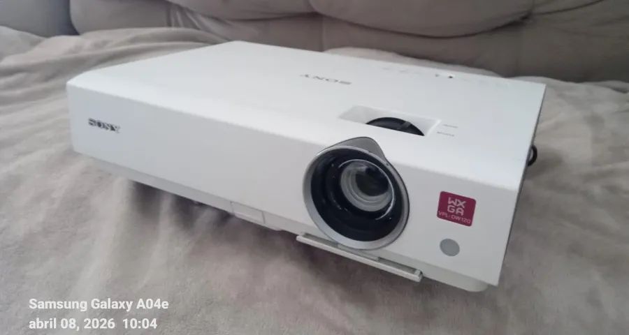 Projetor Multimídia Sony 2600 Lumens