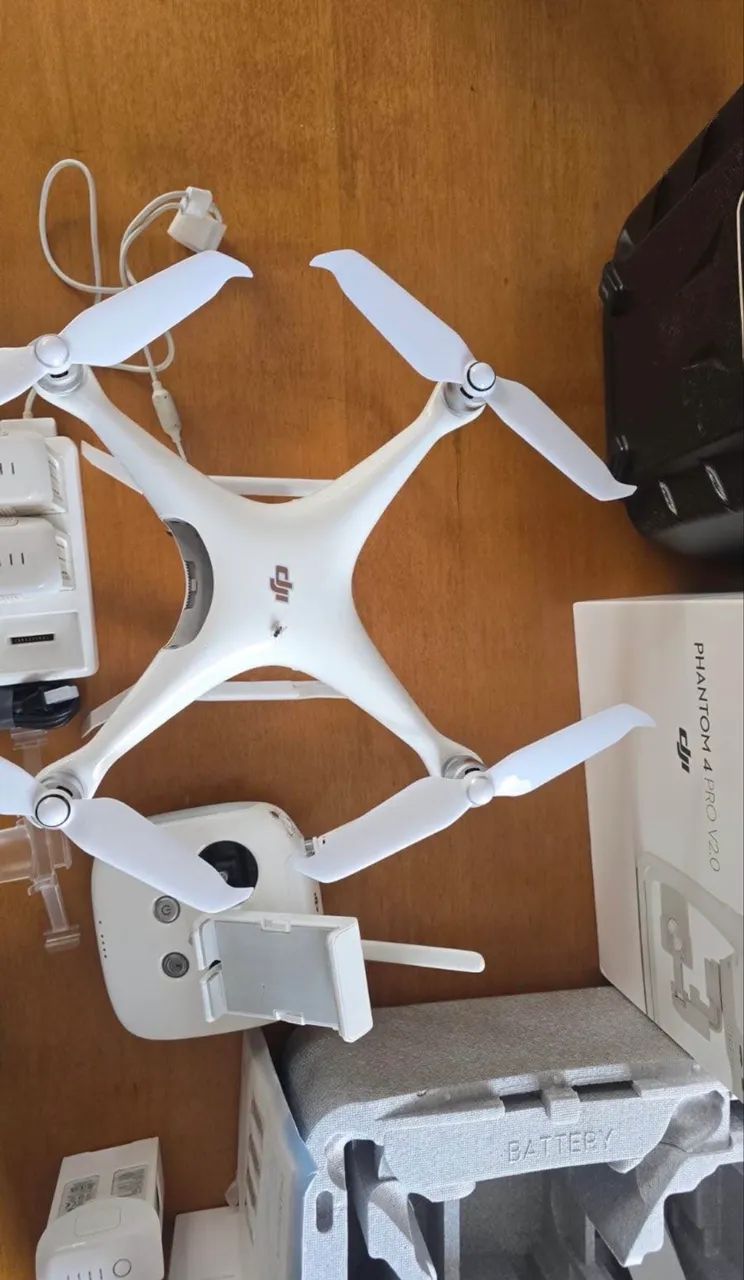 Drone DJI Phanton 4 PRO V2.0 - Foto 2