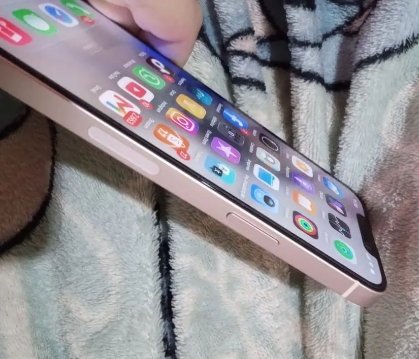 iPhone 13 - Foto 4