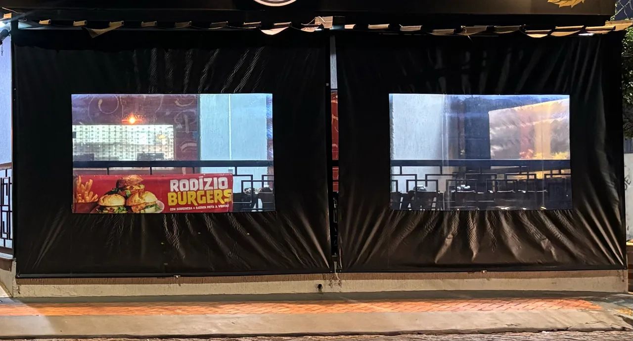 Toldos Cortina com seção transparente