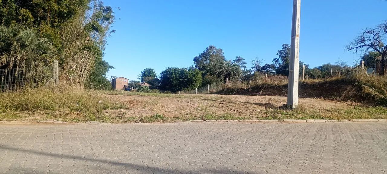 Vendo terreno com ótima localização 