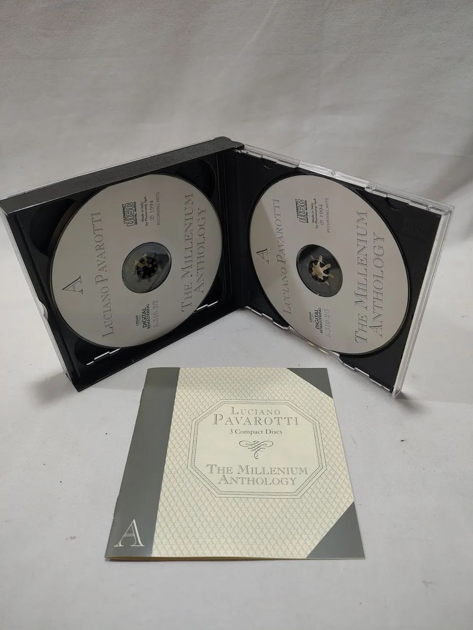 Box CDs Luciano Pavarotti - The Millenium Anthology Importado  - Foto 3