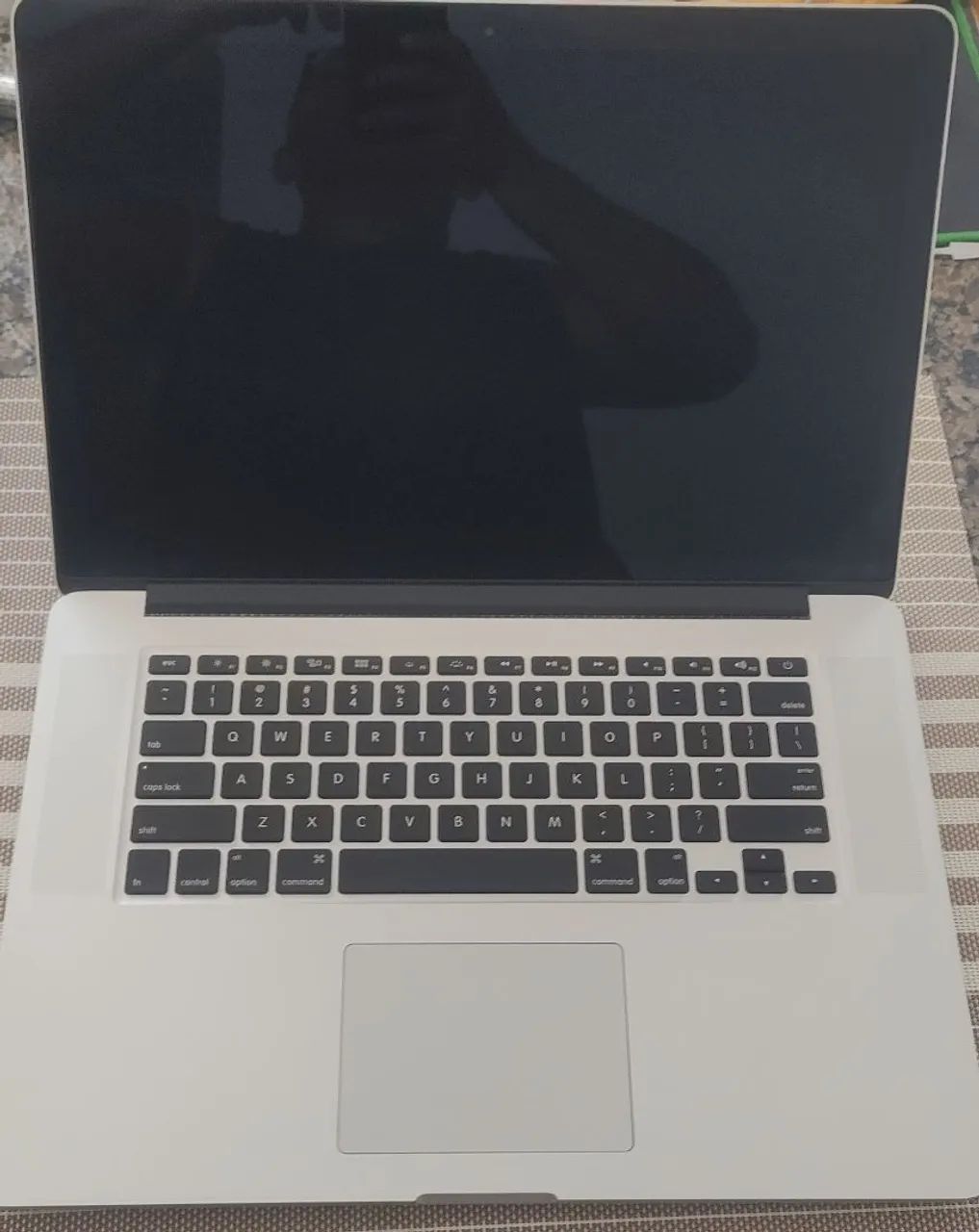 MacBook pro 15 i7 - Foto 2