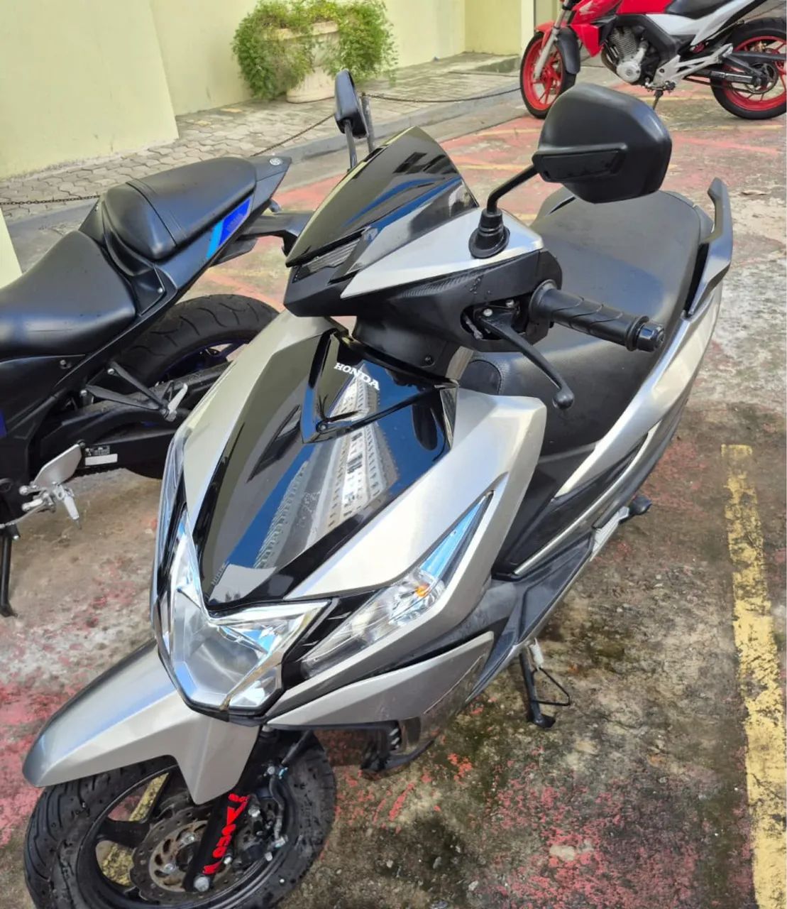 Moro elite 125