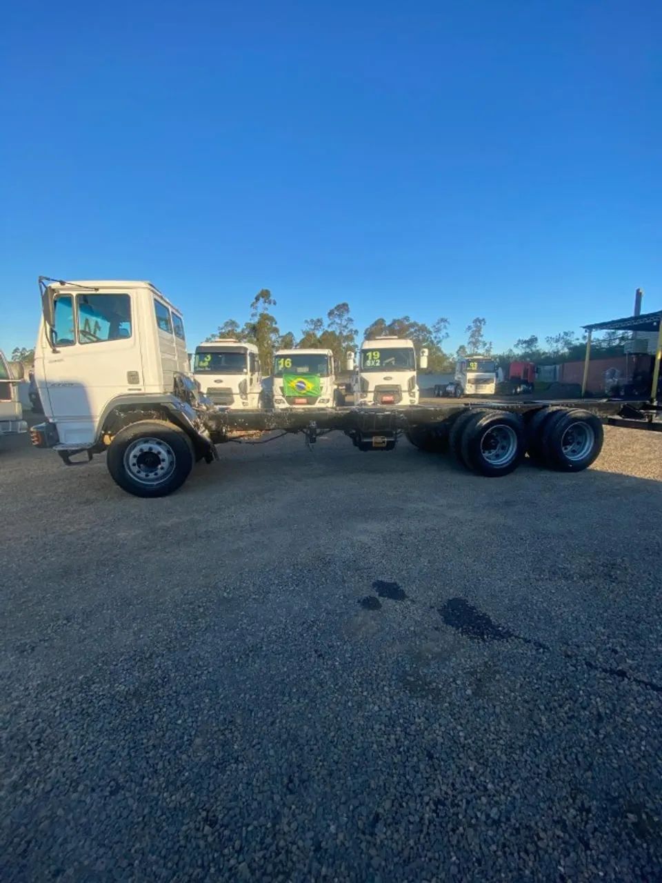 MERCEDES-BENZ ATRON 2729 6x4  - Foto 4