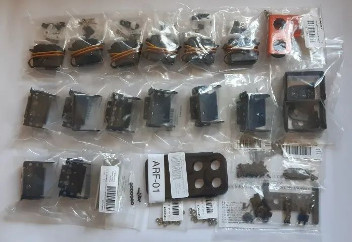 Kit Robótico Educacional com servos (compatível com Arduino)