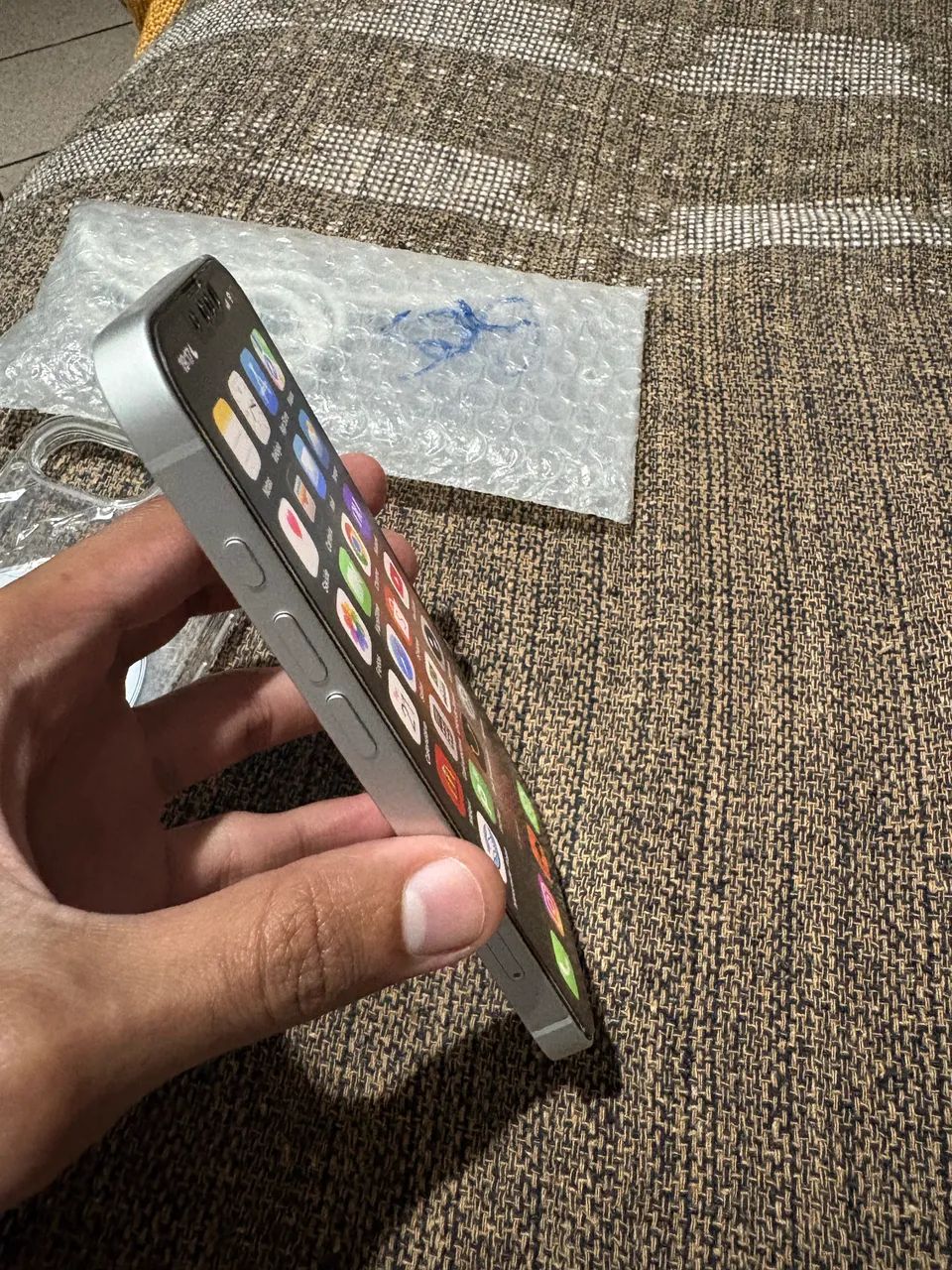 iPhone 16e - 128 gb - Foto 2