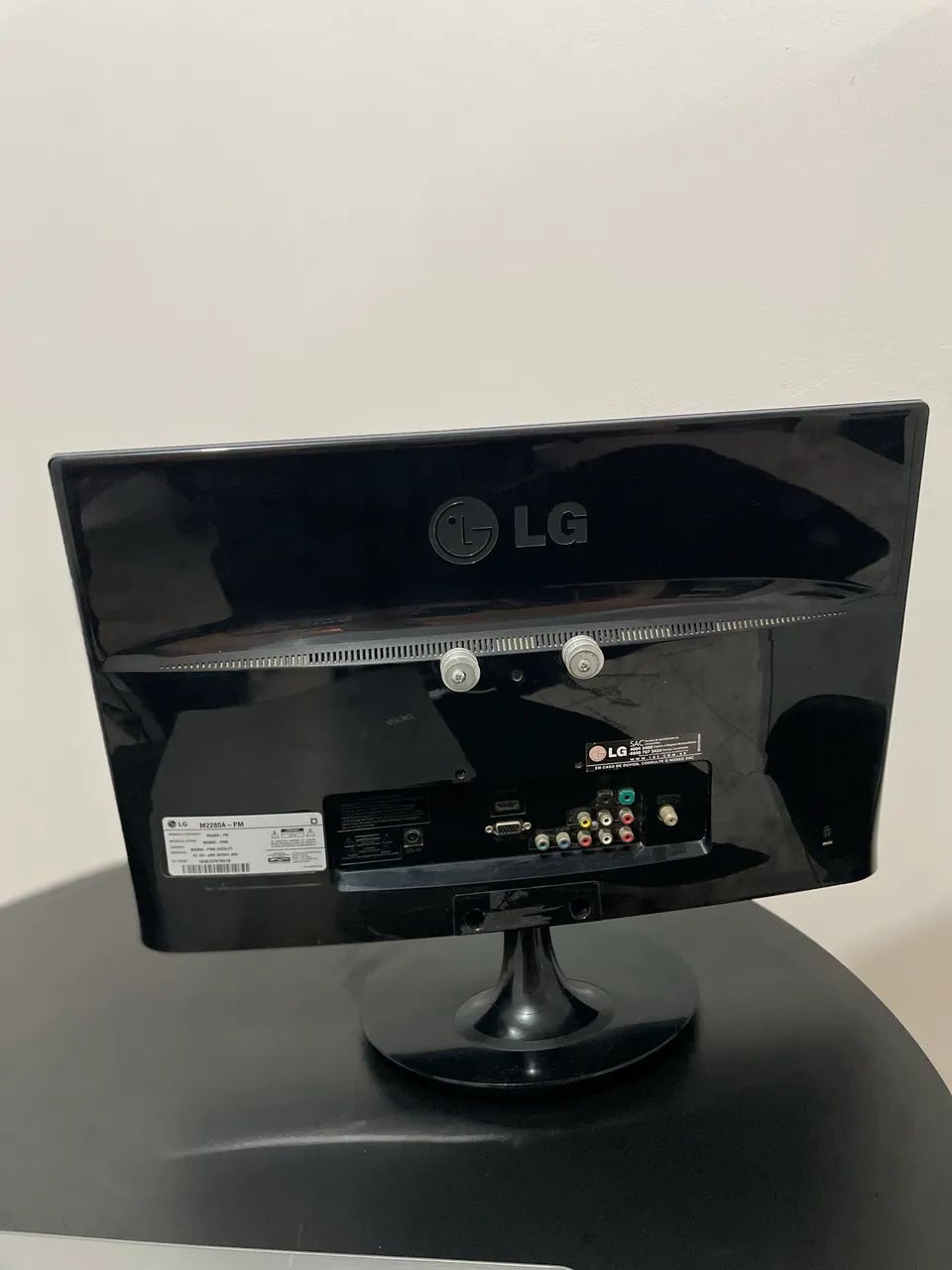 Monitor LG modelo M2280A PM 21.5  - Foto 5