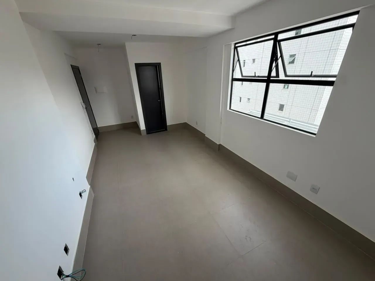COMPRE: SALA + VAGA NO MELHOR PONTO DO CASTELO - Foto 5