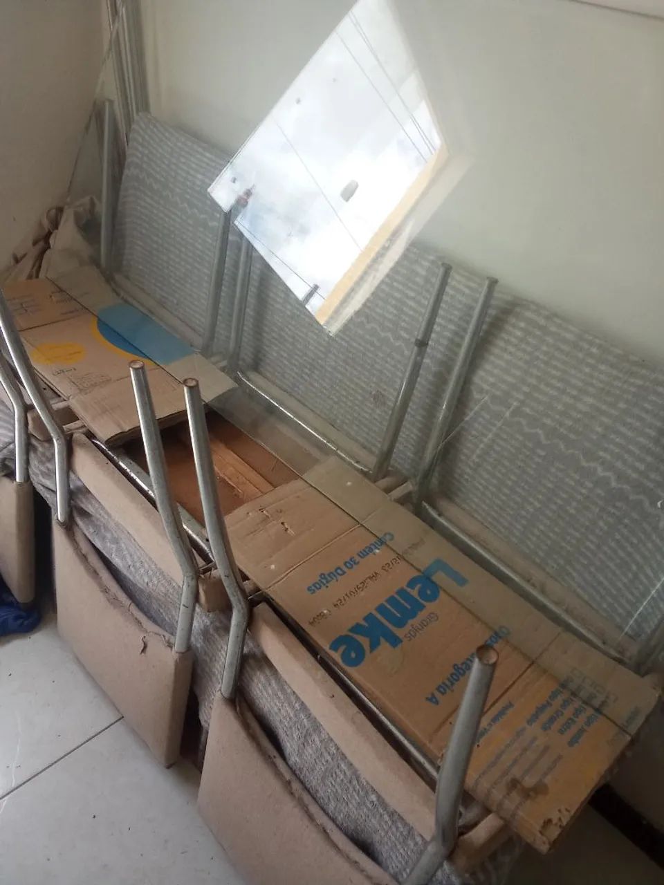 Mesa de vidro Só tá faltando o centro - Foto 3