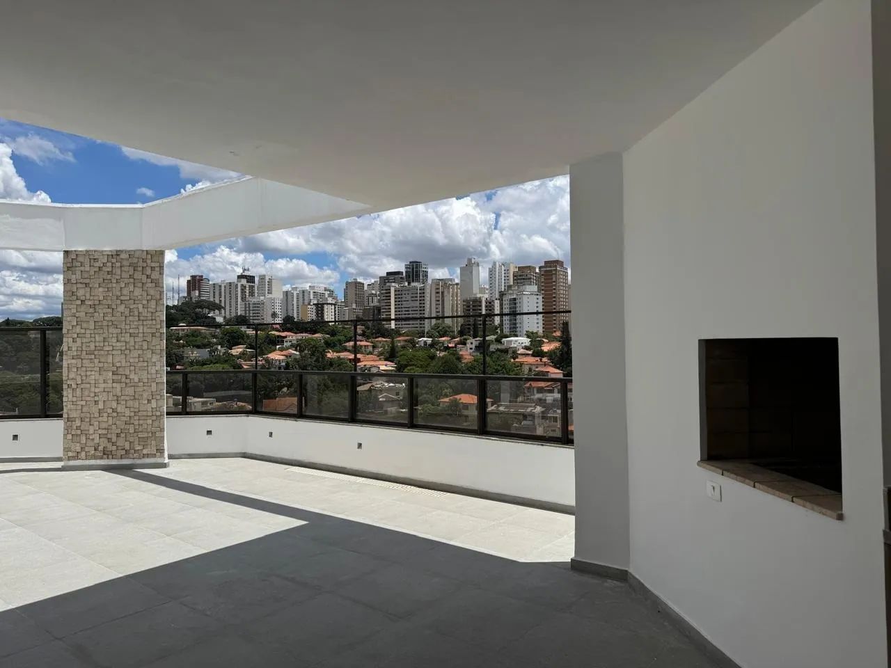 Cobertura triplex com três pavimentos e três vagas de garagem - Foto 4