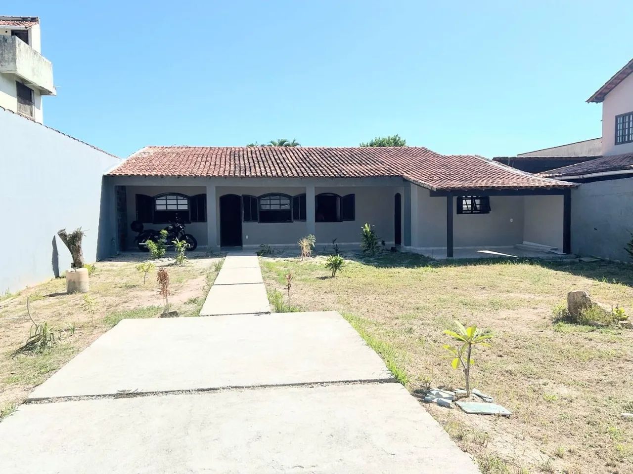 Casa Linear de Dois Quartos em Serra Grande