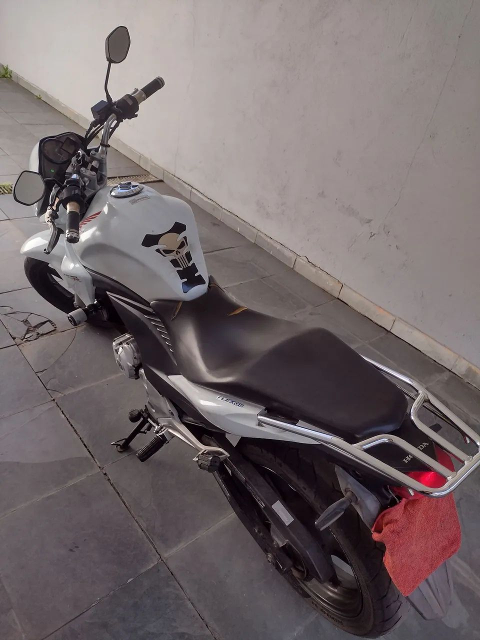 CB300R Branca  - Foto 4