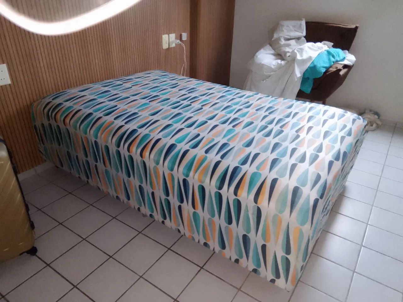 Cama box solteiro nova de espuma  - Foto 3