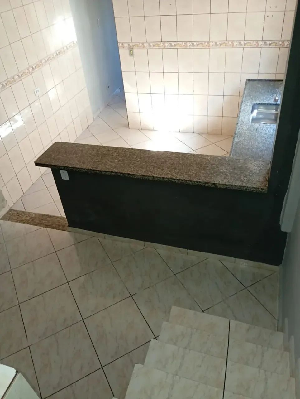 CASA INDEPENDENTE COM 03 DORMITORIOS EM GUAIANASES - Foto 4