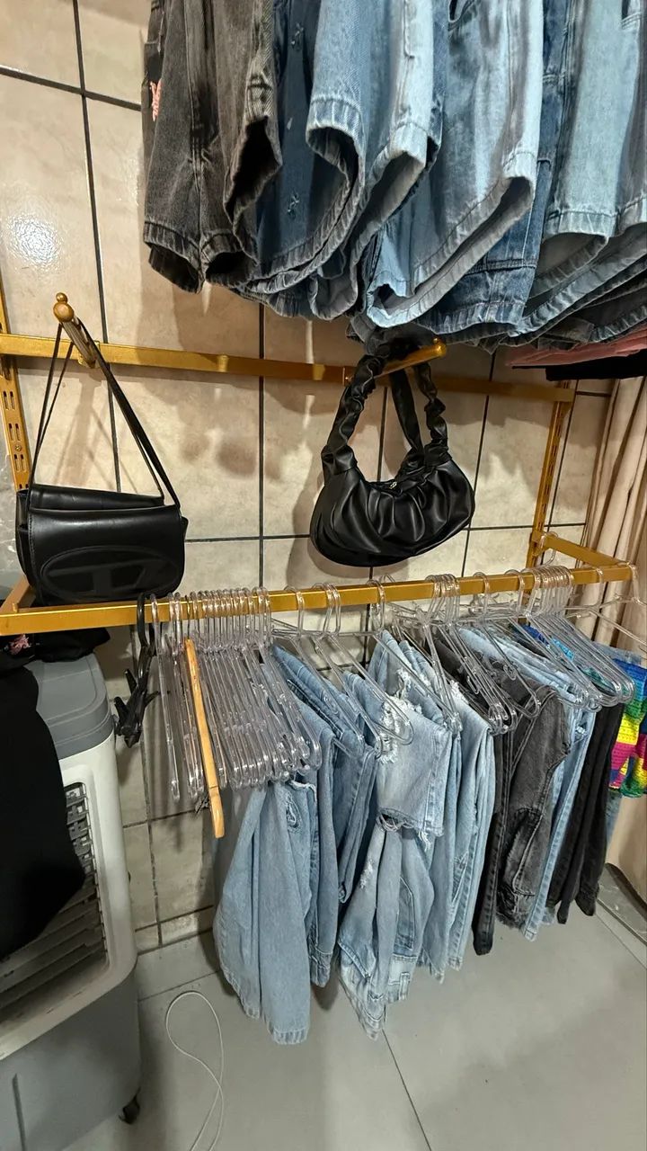 Vende-se loja de roupa feminina: roupa + instalação  - Foto 2