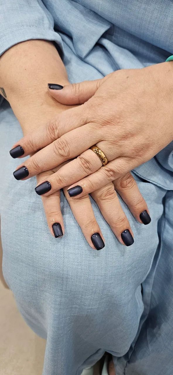 Precisa de manicure 