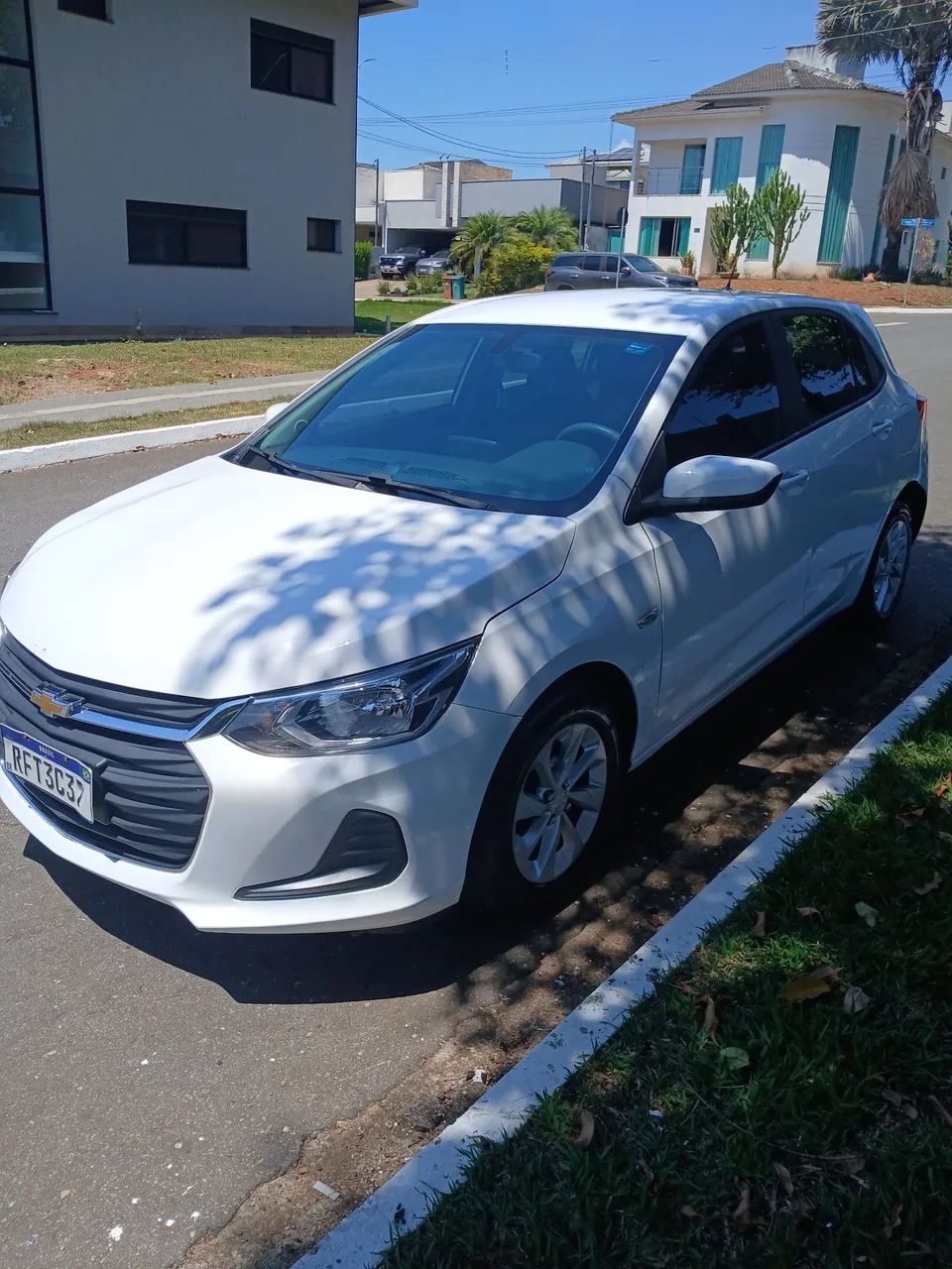 Chevrolet Onix ONIX SEDAN PLUS LT 1.0 12V FLEX 4P MEC. 2021