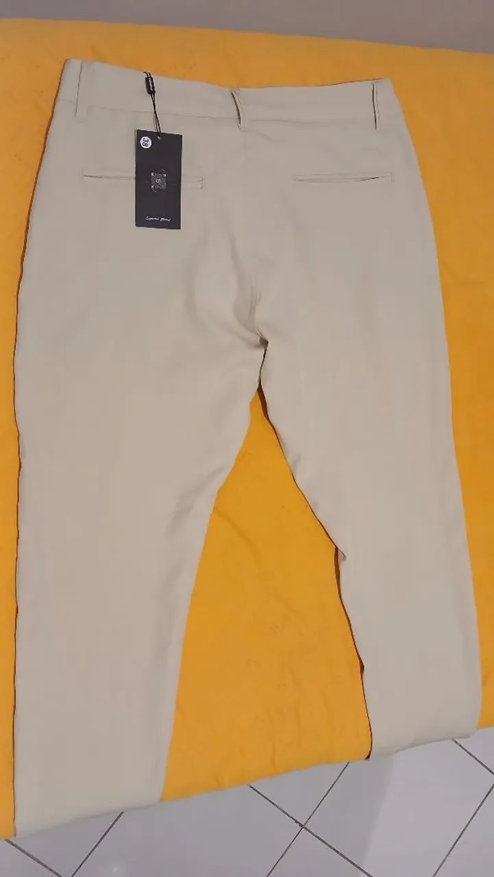 Calça Alfaiataria Bege (NOVA! Sem uso) - Foto 2