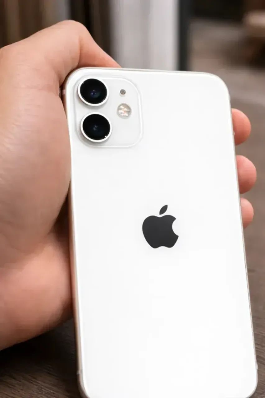 iPhone 11 64GB - 74% Funcional | Face ID OK | Desbloqueado