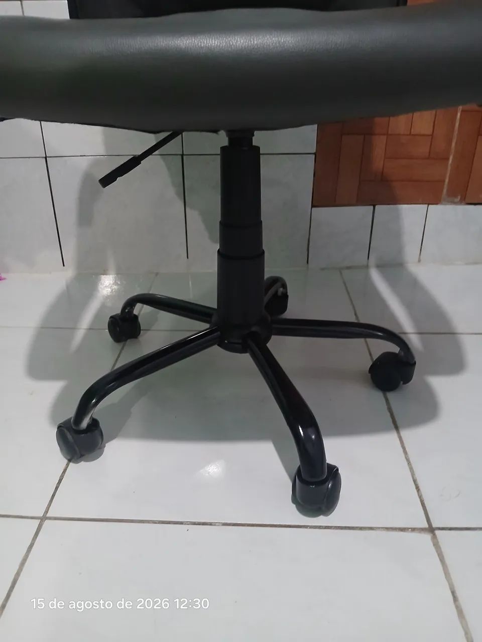 Cadeira de escritório  - Foto 4