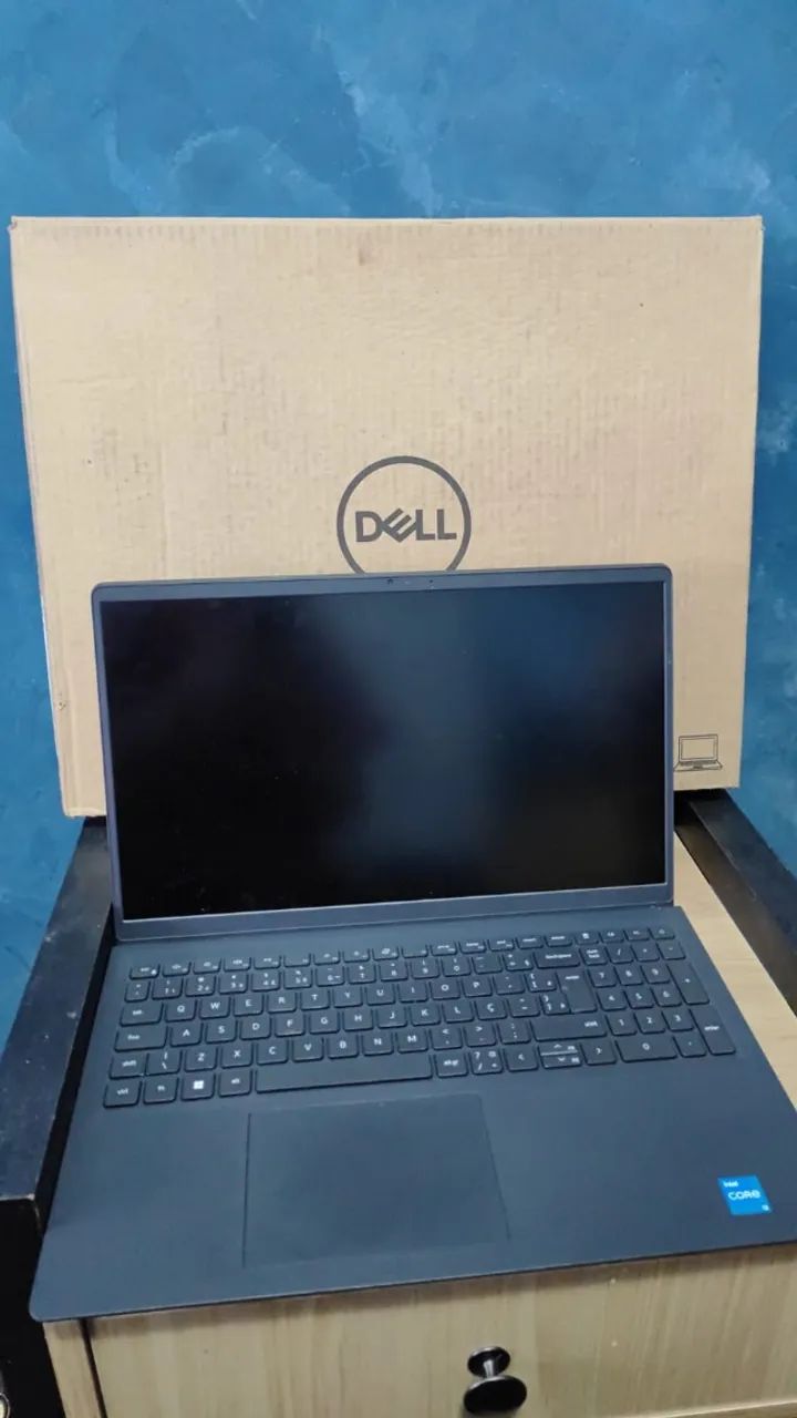 Notebook Dell Inspiron 15 3520 I3 8gb 512gb Fhd Win11 - Usado