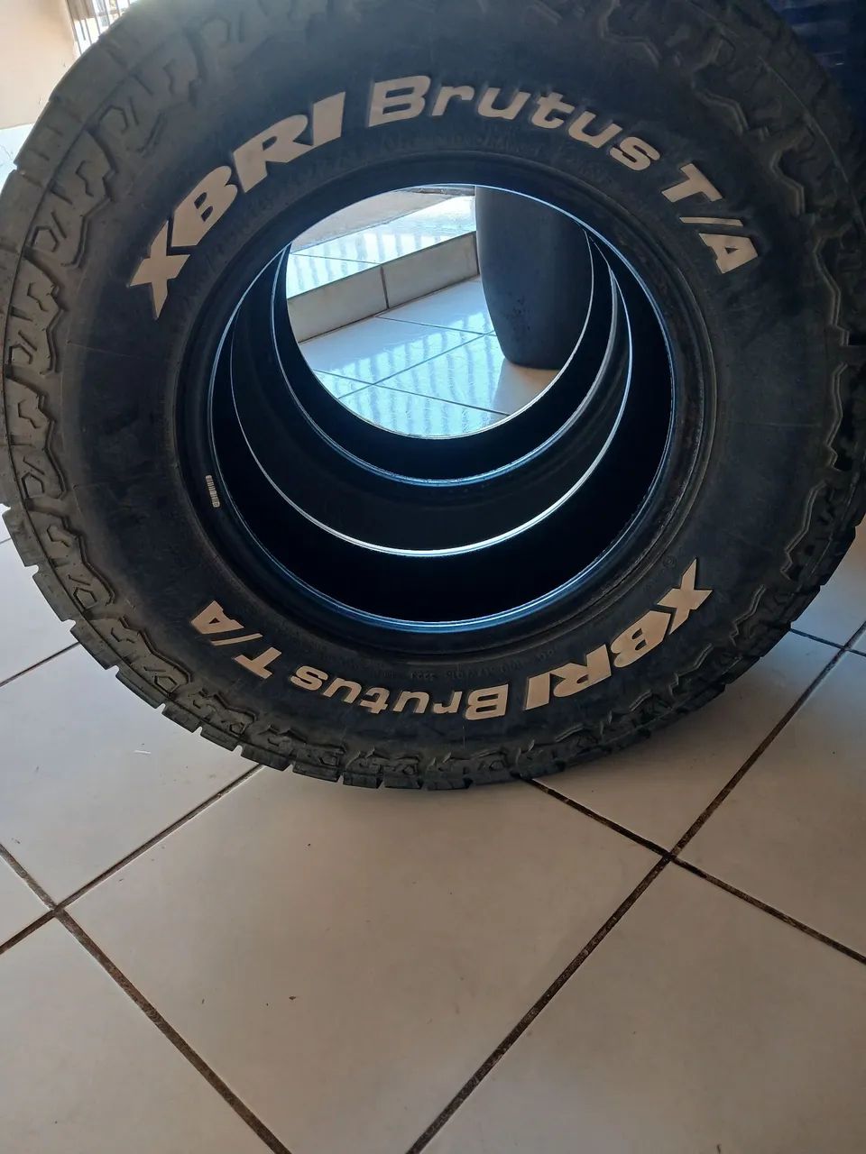 VENDO PNEU ARO 16