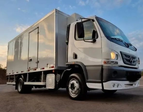 Accelo 1016 Bau  Refrigerado  2017 - Foto 2