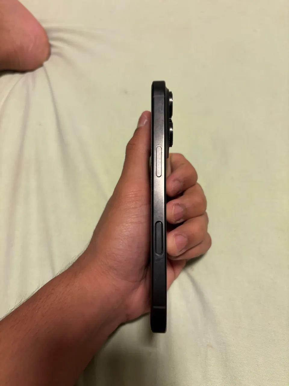 Iphone 16 pro, 128gb. Bateria 97%.  - Foto 3