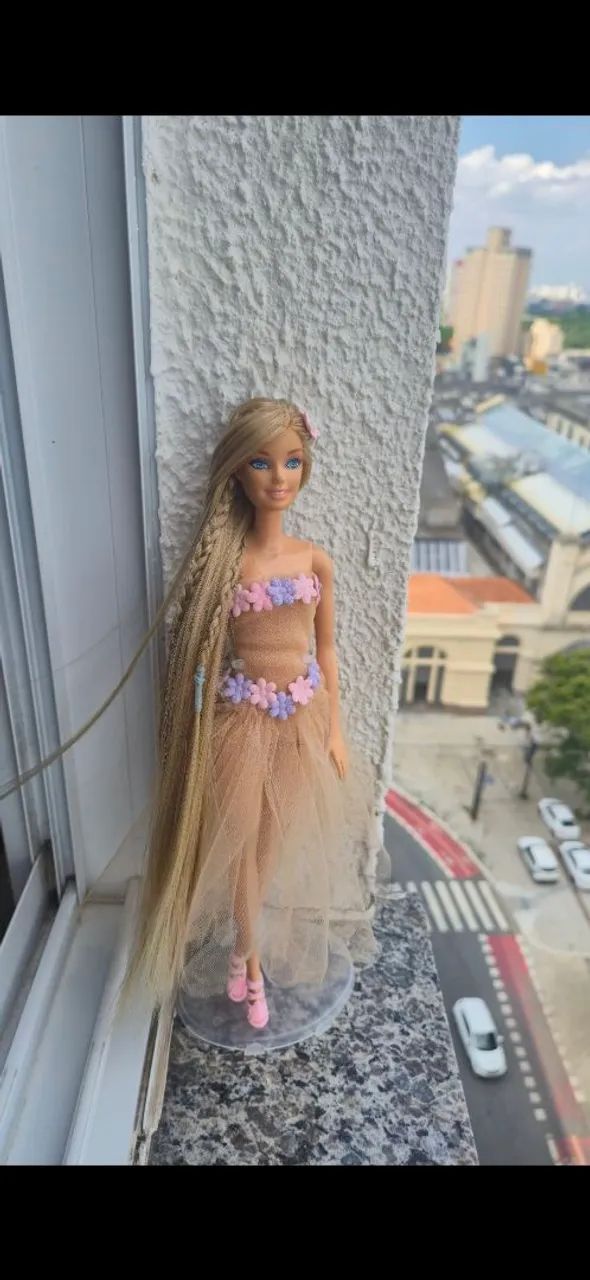 Barbie Rapunzel custom (sobre encomenda)  - Foto 2