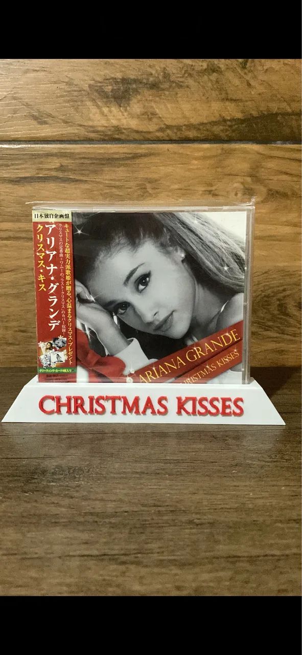 CD CHRISTMAS KISSES ARIANA GRANDE
