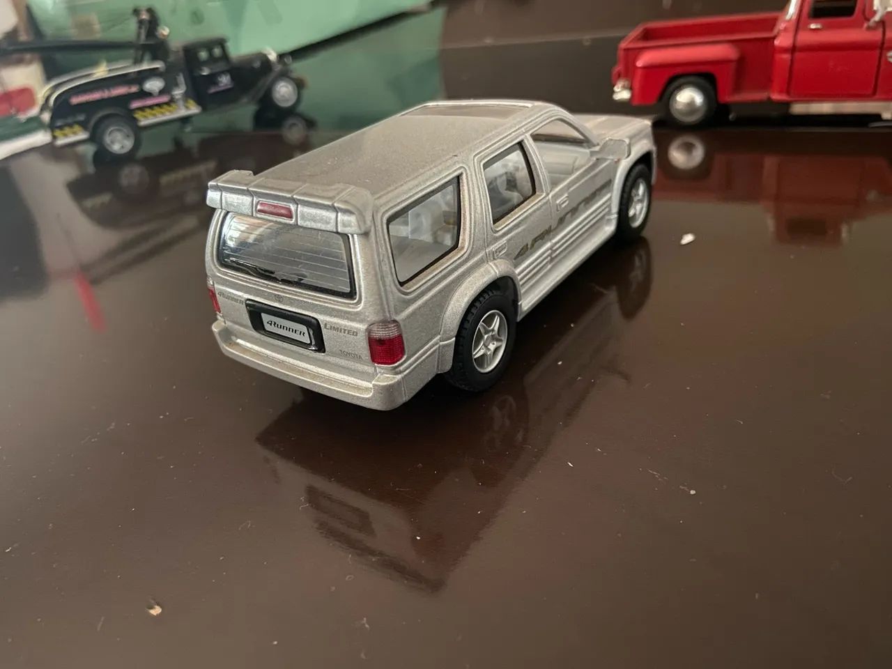 Miniatura Toyota 4Runner Kinsmart 1:36 - Foto 2
