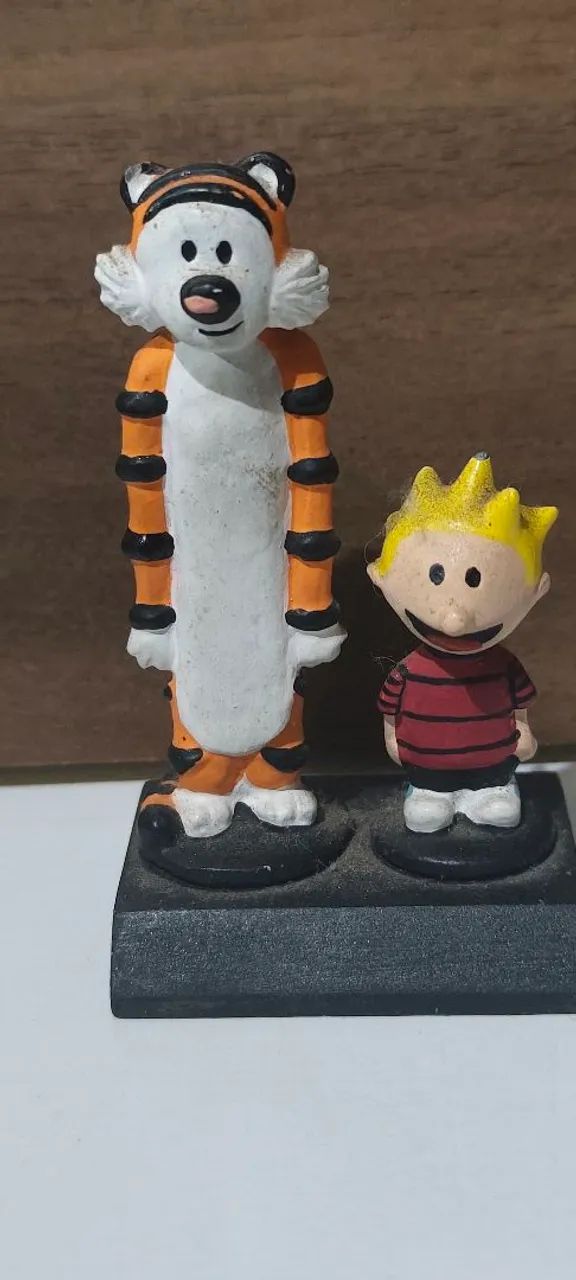 Miniatura Decorativa Calvin e Haroldo em Ferro 9 cm