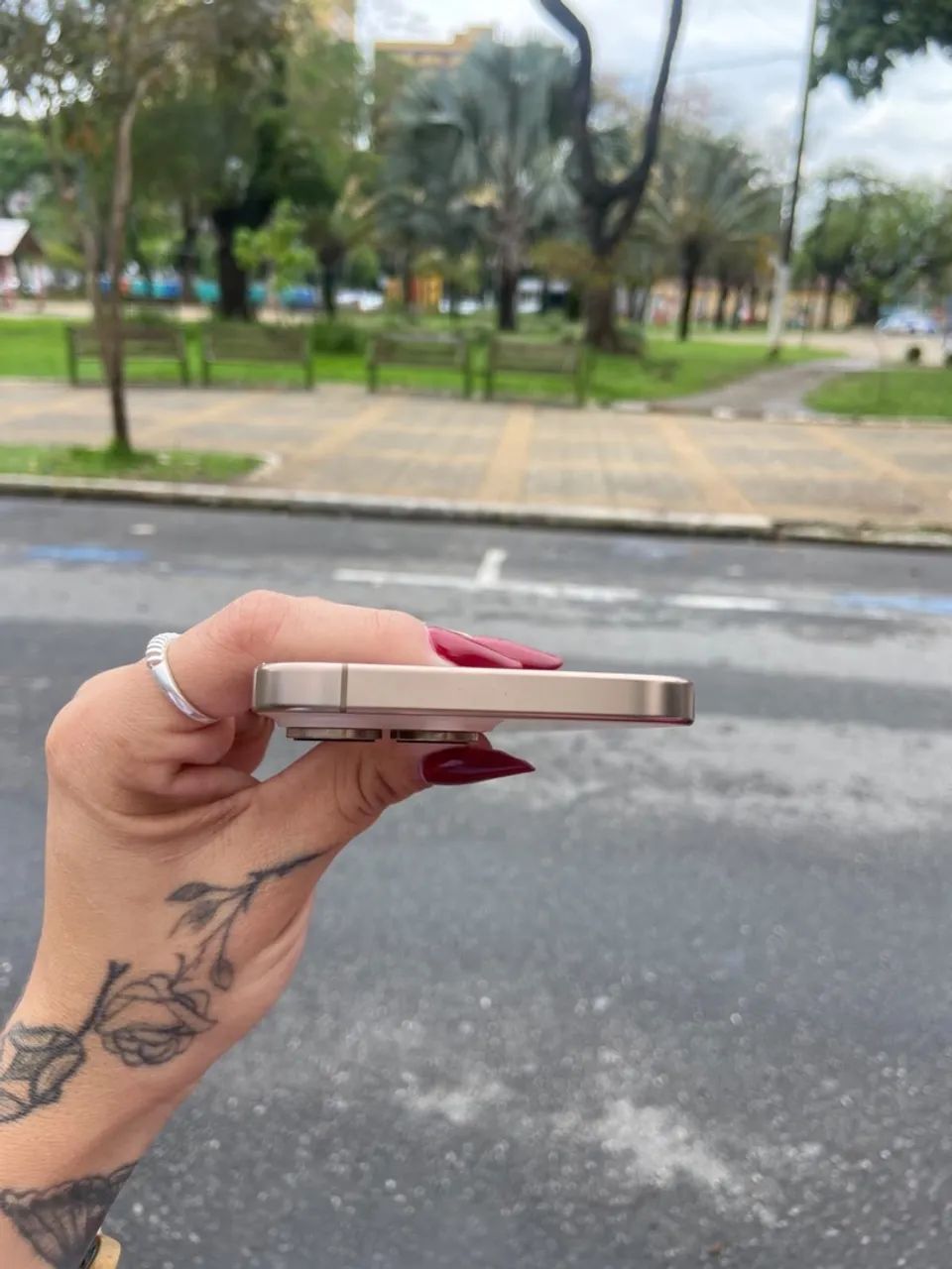iPhone 16 pro Max  - Foto 5